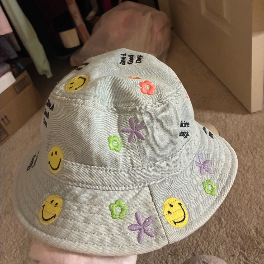 American Eagle Outfitters Light Blue Bucket Hat
